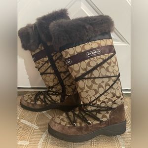 Coach winter boots size 8